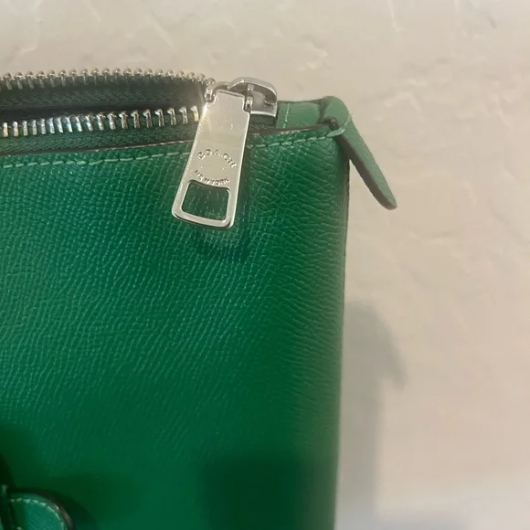 Coach Vibrant Green Leather Tote - Picture 3 of 16